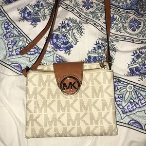 Michael Kors Crossbody